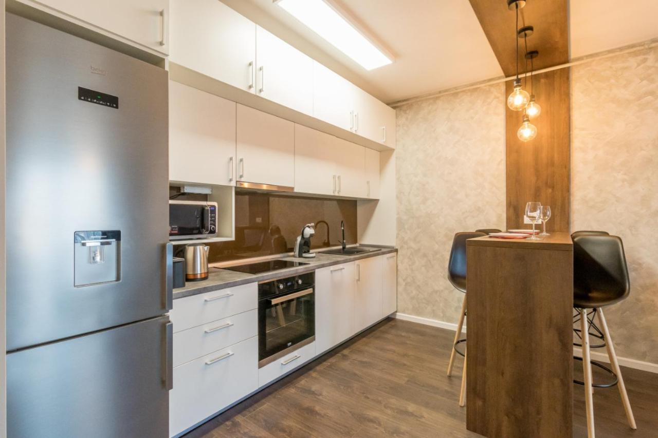 Modern Downtown Apartment Kaloşvar Dış mekan fotoğraf